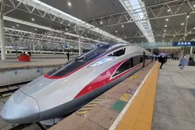 房地产行业有一个段子“高铁一通，人去楼空”，为什么这么说？图片