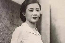 此人死后轰动上海滩，三十万人替她送葬，有人为其自杀，她是谁？图片