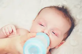 剖腹产母乳喂养困难多，产后这些事做好了，奶量不足将远离你图片