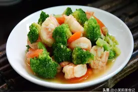 坐月子别只吃鸡蛋小米粥，8道菜要多吃，营养防便秘，好吃不长肉图片