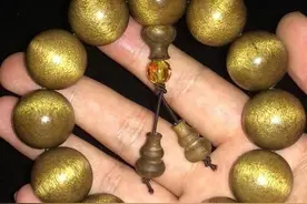 人称“帝王木”，一吨高达30万，哪里有此木材？图片