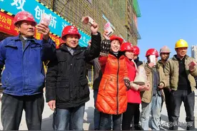 一年分红200亿却不缴税，在国内赚1200亿嫌不够，跑国外继续捞金图片