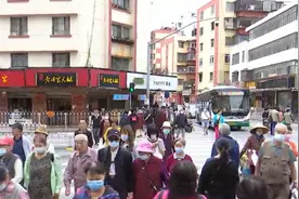 寻味·逛菜场：充满烟火气的五里多农博广场图片