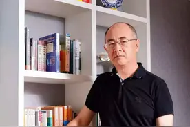 洪灾下的反思，赵燕菁：城市规划要从教科书中走出来也不能完全参照国外经验图片