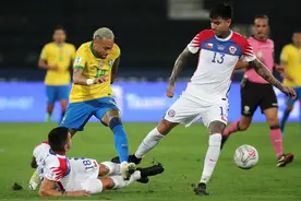 美洲杯-内马尔助帕奎塔破门 热苏斯染红 10人巴西1-0胜智利晋级四强图片