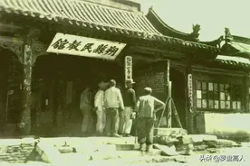 山西老照片：1946年朔县解放时的影像图片