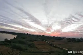 唯有门前镜湖水，春风不改旧时波图片