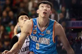 很滋润！23岁周琦娶29岁空姐，年薪2000万，结婚后略显疲惫图片