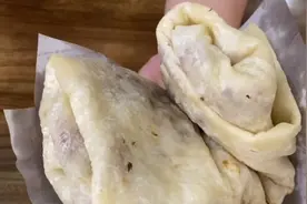 邢台威县藏在村里的饼卷肉，传承3代的老手艺，别人做不出这个味图片