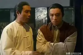 当瞎子恢复了视力，第一件事就是扔掉他的拐杖，即使它帮了很多年图片