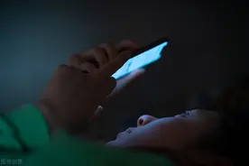 看东西总是隔层雾，当心这个致盲眼病大发作图片