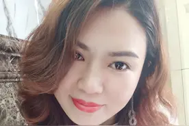 郑州80后女子暴雨中留守，每日爬楼百次，“比我好的人还有很多”图片