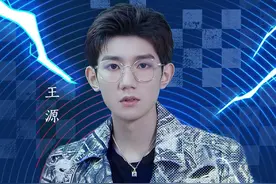 五四将近，作为抗疫特邀主播的王源，不愧是正能量好青年图片