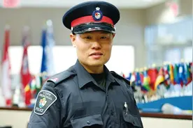 华人在加拿大当警察是怎样一种体验？视频封面
