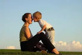 有趣的母子对话，网友：孩子情商太高了图片