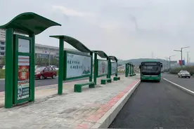清镇市一医新院区公交车正式开通图片