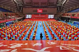 海尔集团总裁周云杰7分钟演讲，送给学弟学妹3个步入社会的“锦囊”图片