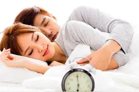 那些年我经历过的女人：第七章，第一个见面的网友图片