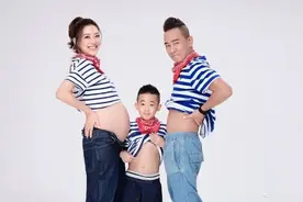 陈小春应采儿生二胎，Jasper终于尝到嫉妒的滋味了图片