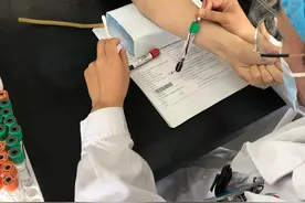甲状旁腺激素 (PTH）断崖式降低，什么原因？图片