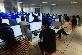 联手人社部、教育部，阿里国际站帮3万外贸人才精准就业图片