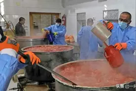 厨师滑倒掉入汤锅中不治身亡图片
