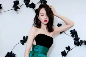 你以为女人会跟你开这种玩笑？别傻了，她这是在暗示你她动情了图片