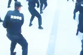 点赞！济南第一家保安公司30年，跑在维护泉城安全第一线视频封面