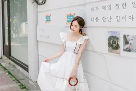 百合水滴仙气朵彩华尔兹洋裙图片