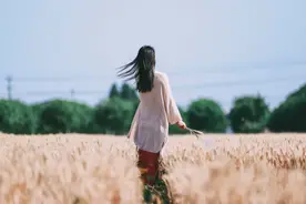 最难的自律，是不断打破自己图片