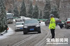 银昆高速宝鸡段等路段因降雪交通管制 最全路况信息看这里图片