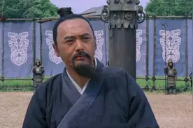 李白《戏赠杜甫》：世人皆言是讥讽，实则温暖了杜甫半生图片