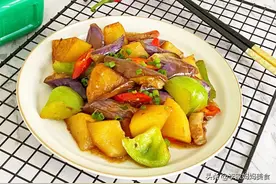 秋天，多给家人吃这道菜，简单好做，营养好吃又美味，比肉还下饭图片