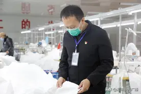 全国人大代表黄久生：“买不着防护物资咱就自己生产”图片