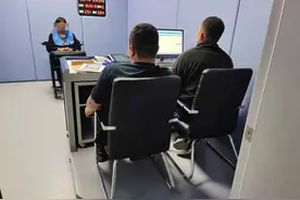 卡还在，钱没了！河间警方破获一起银行卡“云闪付”盗刷案图片
