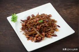 炒咸菜疙瘩，多加一样它，香辣可口，太下饭了，比肉都好吃图片