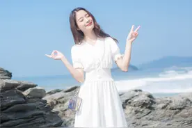 穿白裙的美女，超级有范的美少女图片