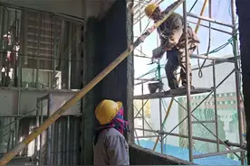 拉萨16家企业未按要求治理扬尘被冻结资质，市住建局将重点打击违法分包、转包等行为图片