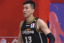 东北德比 辽宁大胜吉林 杨鸣及郭艾伦 大韩 赵继伟球场上的表现评价图片