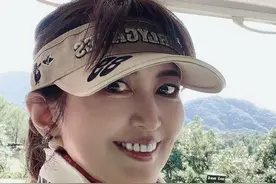 被71岁奶奶逆生长惊艳到，黑丝波浪大长腿，曾获60代选美冠军图片