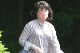 61岁山口百惠低调出街，风华犹存；长子谈父母40年不吵架秘诀图片