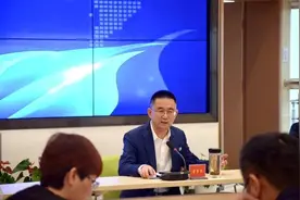重庆地产界隐形大佬：曾问鼎重庆首富，如今身价215亿图片