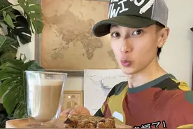 吴尊晒女儿做蛋糕，neinei讨父亲欢心亲自下厨，打蛋打到手酸痛图片