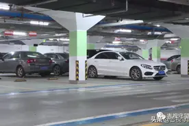 热费捆绑车位管理费，不交齐别想进车？图片