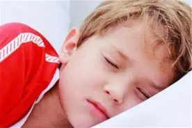 孩子起床太早，身高或矮10厘米，家长可以为孩子的身高做些什么图片