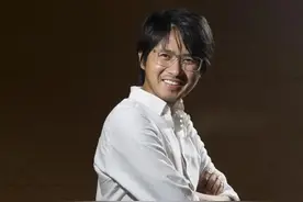 著名作家韩寒的妻子和女友相处很和谐，你知道吗？图片