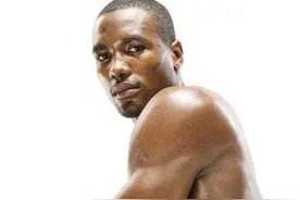 NBA球星的肌肉有多不真实？姚明大腿比腰粗 奥尼尔手臂像充气图片