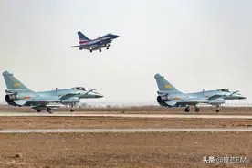 1200架与1400架，中美空军三代战斗机现状，差距迅速消失图片