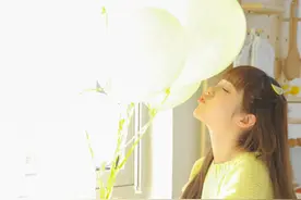 美女壁纸｜夏日女友系列，青春活力可爱妹纸图片