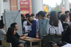 取消996和单休后，招聘更难了图片